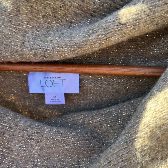 ⭐️LOFT Metallic Sweater in size M - Picture 2 of 3